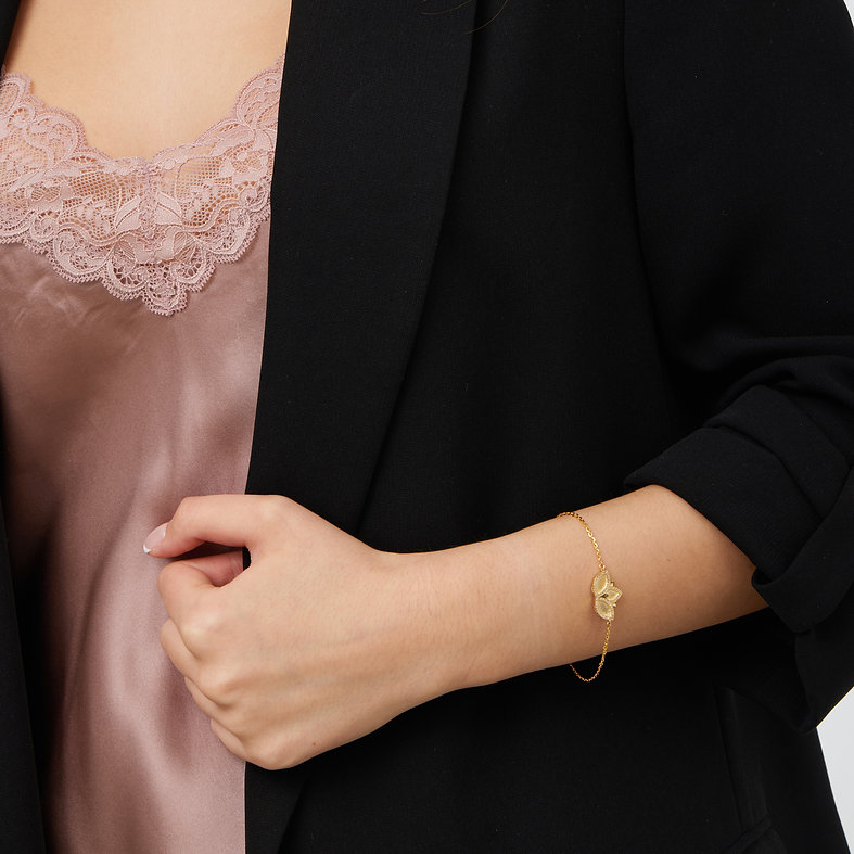 Lotus Bracelet in 14K gold with brilliant-cut diamonds - Image 2